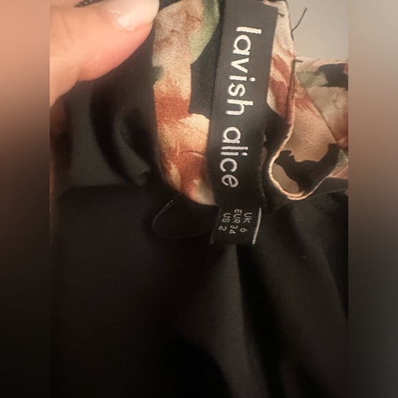 LAVISH ALICE
Floral-print ruched crepe mini dress - Picture 5 of 6